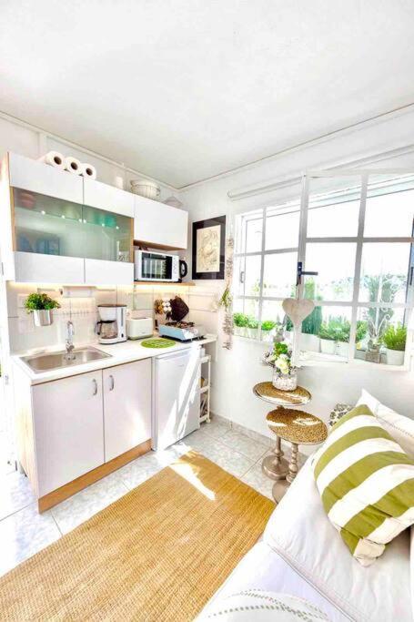 فيلا Cute Tiny House Rafína المظهر الخارجي الصورة